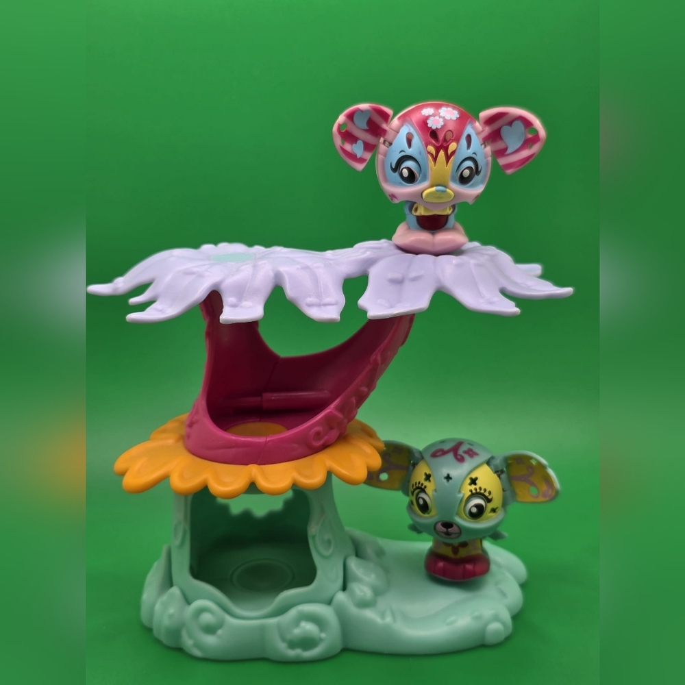 Vibrant Fantasy Creature Action Figures with Playful Colors Zoobles